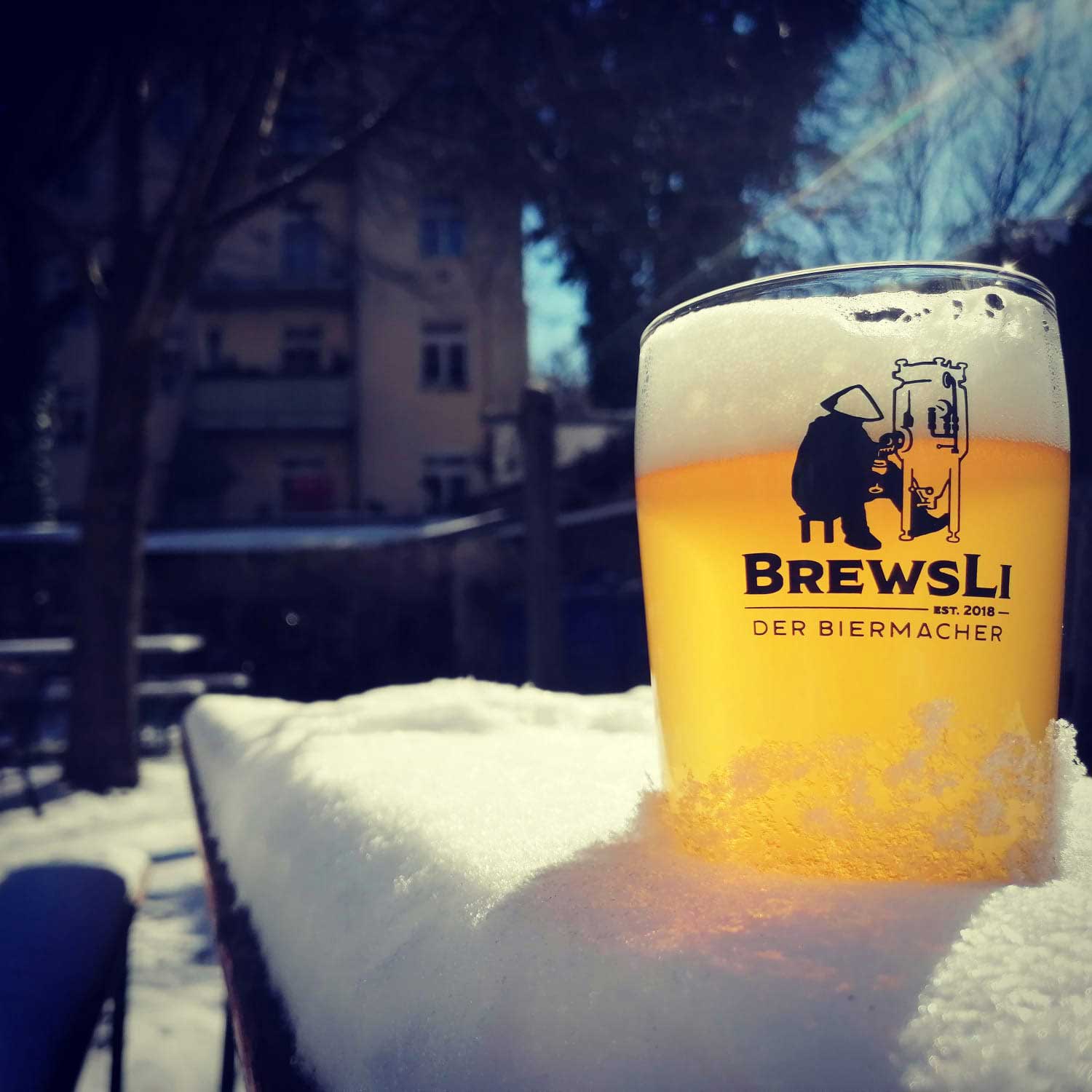 BrewsLi-Biermacher-Craft-Beer-Pub-Muenchen-Bier-to-go